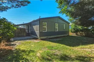 648 S Coral St, Rockaway Beach, OR 97136 - Photo 26