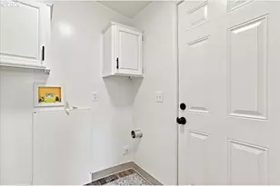 648 S Coral St, Rockaway Beach, OR 97136 - Photo 16