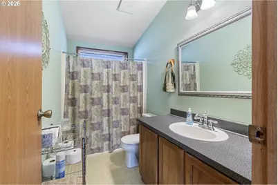 3225 Senecal Creek Dr, Woodburn, OR 97071 - Photo 20