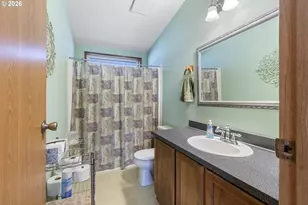 3225 Senecal Creek Dr, Woodburn, OR 97071 - Photo 20