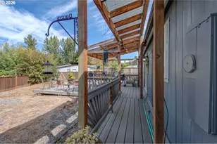 3225 Senecal Creek Dr, Woodburn, OR 97071 - Photo 30