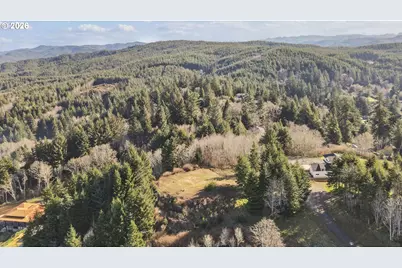 Fiddleback, North Bend, OR 97459 - Photo 24