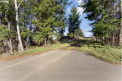 Fiddleback, North Bend, OR 97459 - Photo 4