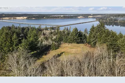 Fiddleback, North Bend, OR 97459 - Photo 16