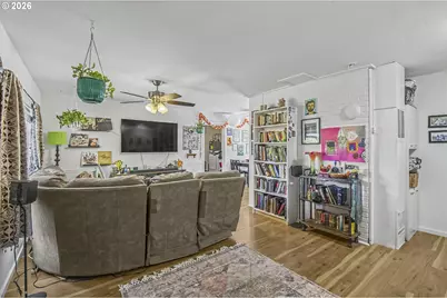 2523 NE 111th Ave, Portland, OR 97220 - Photo 6