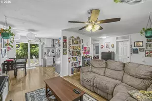 2523 NE 111th Ave, Portland, OR 97220 - Photo 8
