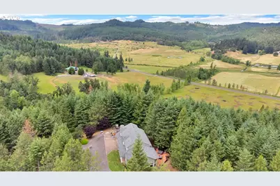 30898 Camas Swale Rd, Creswell, OR 97426 - Photo 36