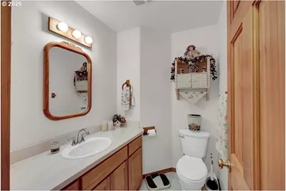30898 Camas Swale Rd, Creswell, OR 97426 - Photo 16