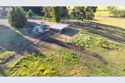 30898 Camas Swale Rd, Creswell, OR 97426 - Photo 42