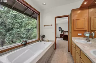 30898 Camas Swale Rd, Creswell, OR 97426 - Photo 28