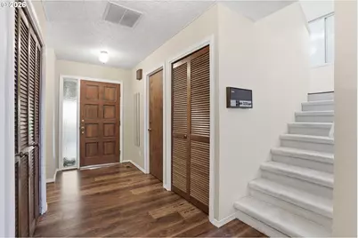 3607 NE 83rd Ave, Vancouver, WA 98662 - Photo 4