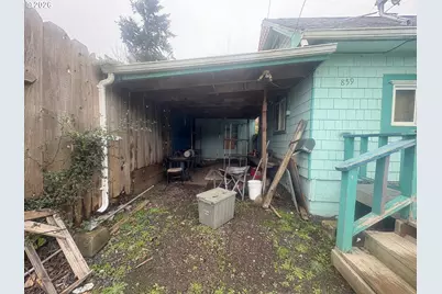 859 E St, Coos Bay, OR 97420 - Photo 6