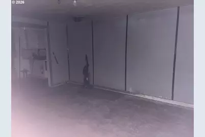 859 E St, Coos Bay, OR 97420 - Photo 10