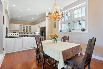 10458 NW 2nd St, Portland, OR 97231 - Photo 12