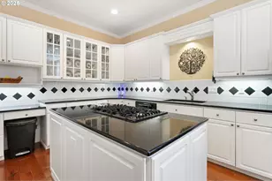 10458 NW 2nd St, Portland, OR 97231 - Photo 14