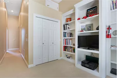 10458 NW 2nd St, Portland, OR 97231 - Photo 32