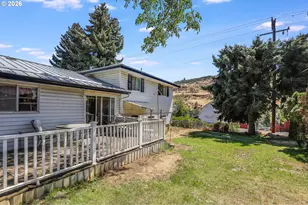 1004 Maple St, The Dalles, OR 97058 - Photo 32