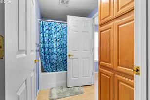 658 S 57th St, Springfield, OR 97478 - Photo 22