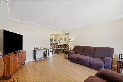 18232 SE Clinton St, Gresham, OR 97030 - Photo 4