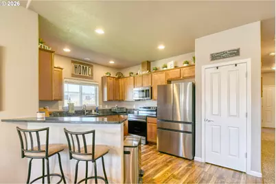 1914 SW 2nd Dr, Pendleton, OR 97801 - Photo 10