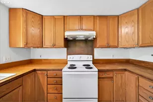 1776 NE Grant St, Hillsboro, OR 97124 - Photo 18