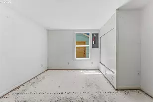 13209 NE San Rafael St, Portland, OR 97230 - Photo 8
