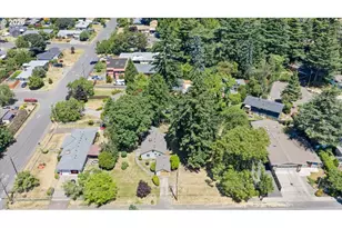 13209 NE San Rafael St, Portland, OR 97230 - Photo 34