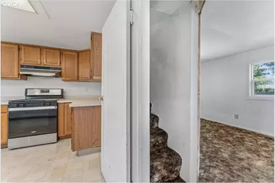 13209 NE San Rafael St, Portland, OR 97230 - Photo 12