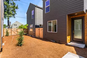 4893 NE Cesar E Chavez Blvd, Portland, OR 97211 - Photo 12