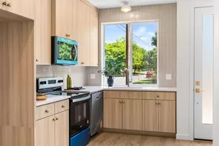 4893 NE Cesar E Chavez Blvd, Portland, OR 97211 - Photo 4