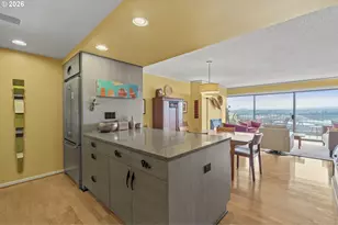 2221 SW 1st Ave, Portland, OR 97201 - Photo 24