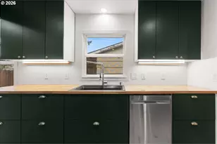 6523 SE 84th Ave, Portland, OR 97266 - Photo 12