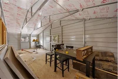 491 Oakwood Dr, Oakland, OR 97462 - Photo 30