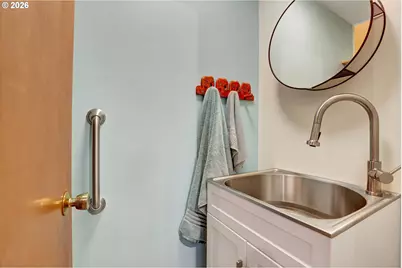 5537 SW Seymour Ct, Portland, OR 97221 - Photo 18