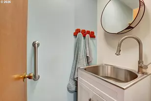 5537 SW Seymour Ct, Portland, OR 97221 - Photo 18