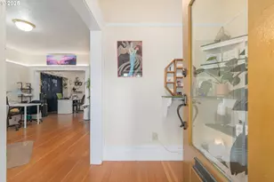 1492 Pearl St, Eugene, OR 97401 - Photo 4