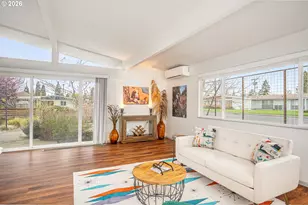 1233 1st St, Springfield, OR 97477 - Photo 4