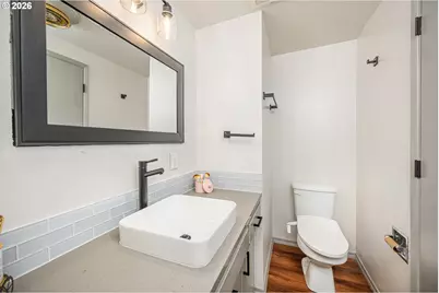 1233 1st St, Springfield, OR 97477 - Photo 16