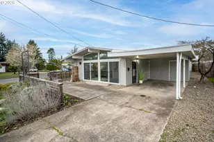 1233 1st St, Springfield, OR 97477 - Photo 26