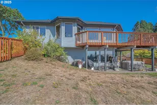 59720 Oliver Heights Ln, Saint Helens, OR 97051 - Photo 10