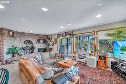 59720 Oliver Heights Ln, Saint Helens, OR 97051 - Photo 24