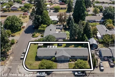 1574 SE Spruce St, Hillsboro, OR 97123 - Photo 2