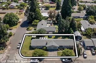 1574 SE Spruce St, Hillsboro, OR 97123 - Photo 2