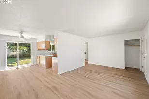 1574 SE Spruce St, Hillsboro, OR 97123 - Photo 8