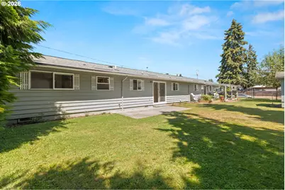 1574 SE Spruce St, Hillsboro, OR 97123 - Photo 36