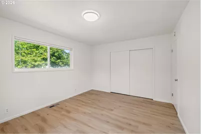 1574 SE Spruce St, Hillsboro, OR 97123 - Photo 18