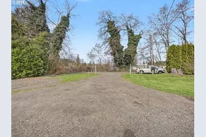 28380 SE Spring St, Boring, OR 97009 - Photo 32