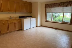 1344 Regency Dr, Eugene, OR 97401 - Photo 38