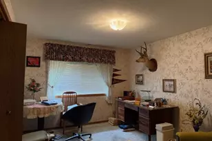 1344 Regency Dr, Eugene, OR 97401 - Photo 8