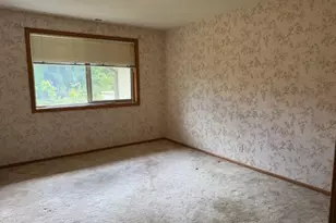 1344 Regency Dr, Eugene, OR 97401 - Photo 14